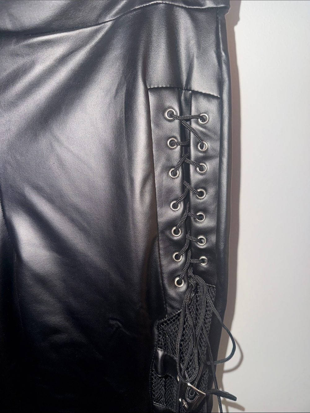 Source Unknown Black Faux Leather Lace-Up Flare Pants - Picture 4 of 13